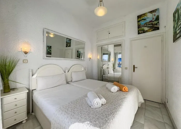 Skol 520c Cozy 1 Bedroom With Sea&pool View Apartament